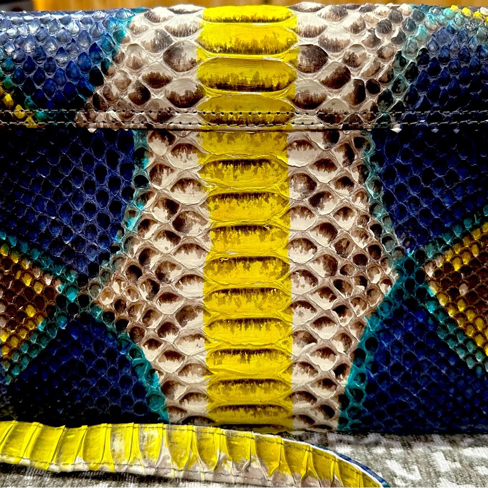 PELLE Python Crossbody 11 x 9 Beautiful Purse